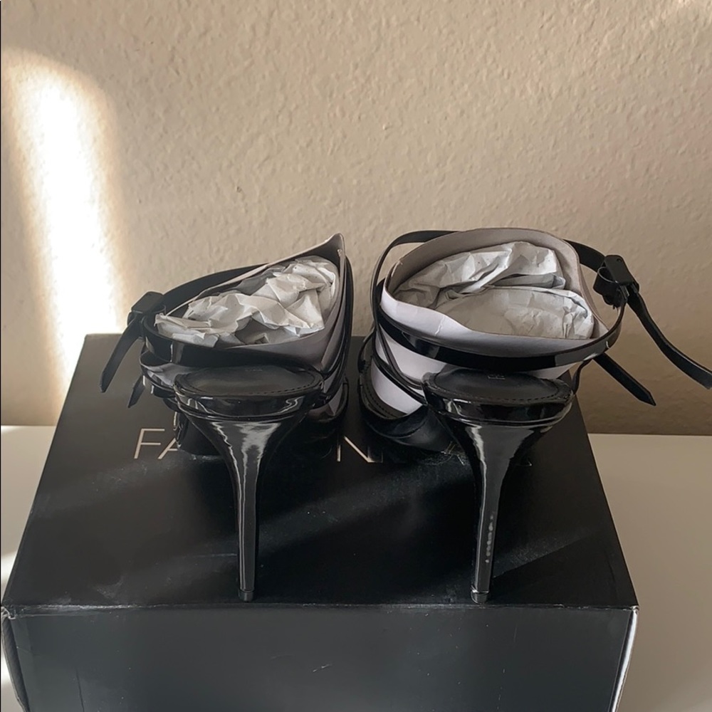 Heels - Picture 2 of 3